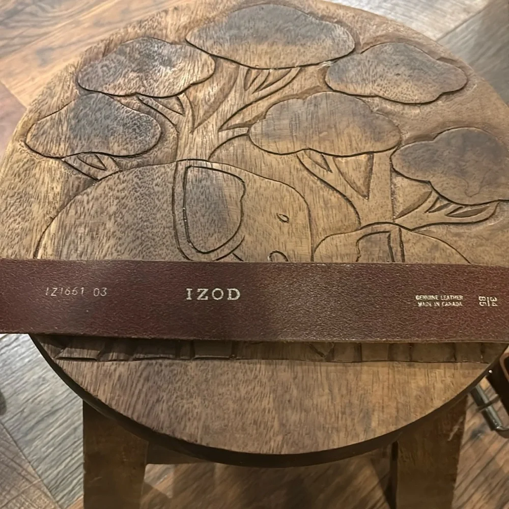 Izod Chestnut Genuine Leather Belt with Silver Buckle Size 34